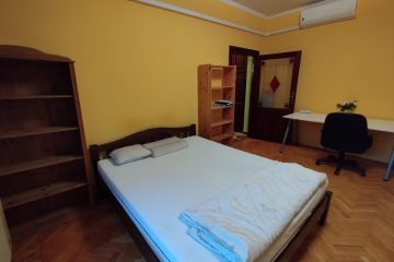 Debrecen, Egyetem sugárút - Erkélyes lakás kiadó az Interspar közelében