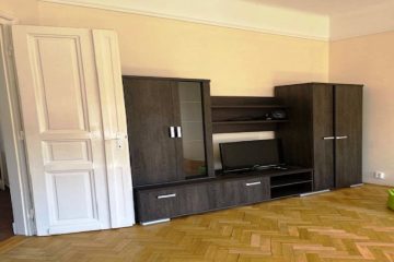 Debrecen, Bajcsy-Zsilinszky utca - Napfényes lakás kiadó a Belvárosban